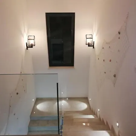 Remarkable 3-bedroom In Apartment